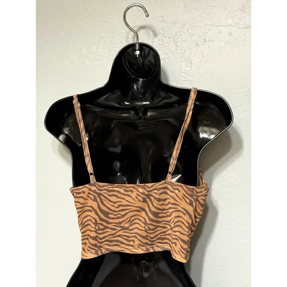 Adika Women's Animal Print Brown and Black Crop top Size L - Picture 5 of 8